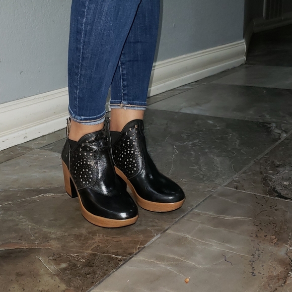 Leather booties - Picture 13 of 14